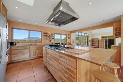 5809 Sharp Road, Calistoga, CA 94515 - Photo 15