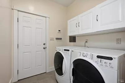 18793 N Shore Drive, Hidden Valley Lake, CA 95467 - Photo 29