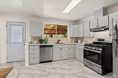 1829 Wright Street, Santa Rosa, CA 95404 - Photo 9