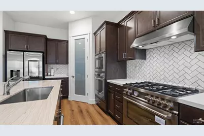 2409 Waterside Drive, Fairfield, CA 94533 - Photo 13