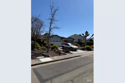 48 Clemente Court, Novato, CA 94945 - Photo 3