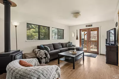 44250 Lakeview Avenue, Laytonville, CA 95454 - Photo 3