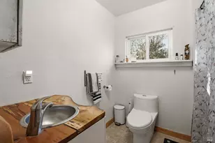 44250 Lakeview Ave, Laytonville, CA 95454 - Photo 13