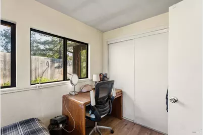 44250 Lakeview Avenue, Laytonville, CA 95454 - Photo 11