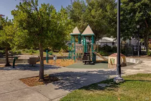 1193 Brighton View Cir, Petaluma, CA 94952 - Photo 35