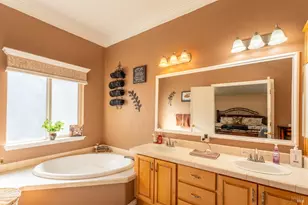 2301 N Rd, Laytonville, CA 95454 - Photo 11