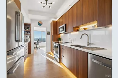 6363 Christie Avenue #2627, Emeryville, CA 94608 - Photo 11