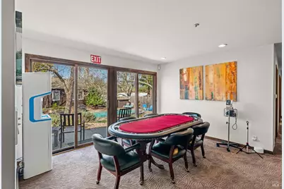 8 Circle Road, San Rafael, CA 94903 - Photo 13