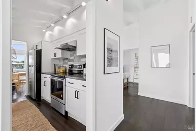 24 Porto Bello Drive, San Rafael, CA 94901 - Photo 5