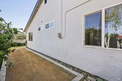 212 Eaton Court, Benicia, CA 94510 - Photo 33