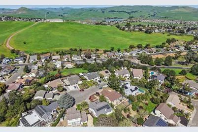 212 Eaton Court, Benicia, CA 94510 - Photo 45