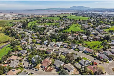 212 Eaton Court, Benicia, CA 94510 - Photo 59