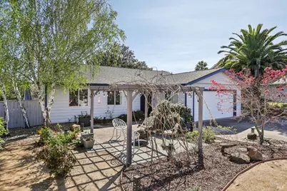 212 Eaton Court, Benicia, CA 94510 - Photo 47