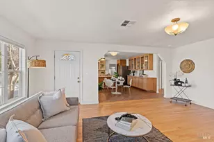 201 Triplett Dr, Cloverdale, CA 95425 - Photo 5