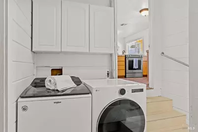 201 Triplett Drive, Cloverdale, CA 95425 - Photo 23