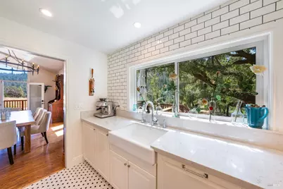 5270 Dry Creek Road, Napa, CA 94558 - Photo 17