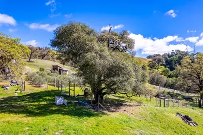 16101 Lost Creek Road, Yorkville, CA 95494 - Photo 23