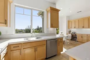 35 Pearl Ct, Novato, CA 94947 - Photo 17