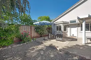 956 Allen St, Petaluma, CA 94954 - Photo 35