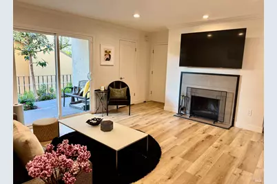 100 Marin Center Drive #31, San Rafael, CA 94903 - Photo 5