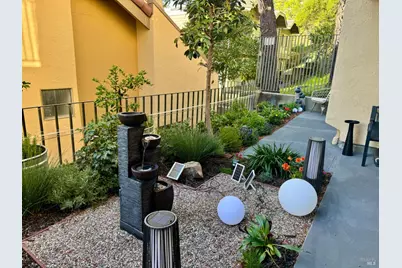 100 Marin Center Drive #31, San Rafael, CA 94903 - Photo 29