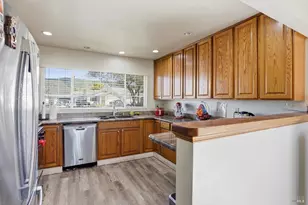 1407 Georgia Ct, Rohnert Park, CA 94928 - Photo 9