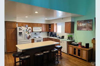 1584 Davis Court, Fairfield, CA 94533 - Photo 3