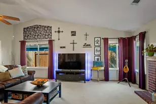 202 Songbird Ct, Vacaville, CA 95687 - Photo 5