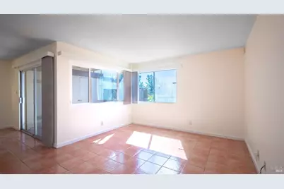 355 Parkview Terrace #B7, Vallejo, CA 94589 - Photo 3