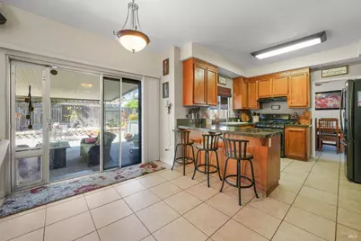 384 Dublin Way, Vacaville, CA 95688 - Photo 17