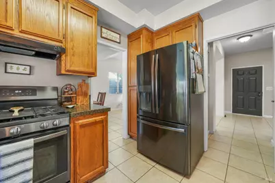 384 Dublin Way, Vacaville, CA 95688 - Photo 15