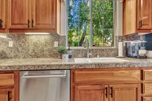 2722 Washburn Ct, Vallejo, CA 94591 - Photo 35