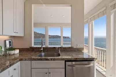 2002 Paradise Drive, Tiburon, CA 94920 - Photo 9