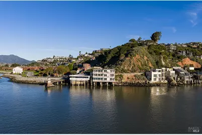 2002 Paradise Drive, Tiburon, CA 94920 - Photo 29