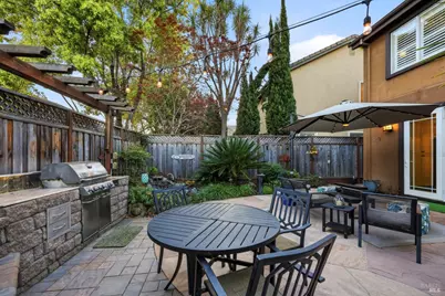 1384 Birdie Drive, Windsor, CA 95492 - Photo 13