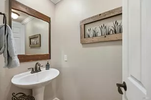 1384 Birdie Dr, Windsor, CA 95492 - Photo 61