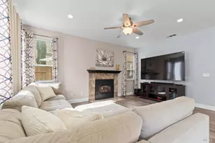 976 Cashel Cir, Vacaville, CA 95688 - Photo 5