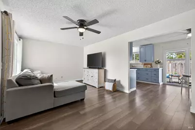 9865 Sunray Place, Windsor, CA 95492 - Photo 5