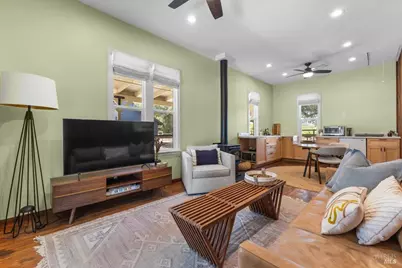 5647 Highway 128 Highway, Geyserville, CA 95441 - Photo 15