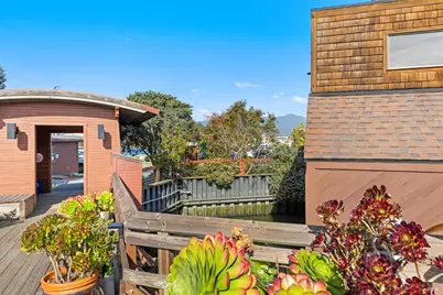 1 Issaquah Dock, Sausalito, CA 94965 - Photo 25