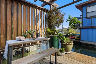 1 Issaquah Dock, Sausalito, CA 94965 - Photo 19