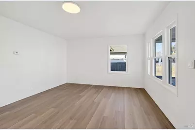 1128 Hearn Avenue, Santa Rosa, CA 95407 - Photo 11