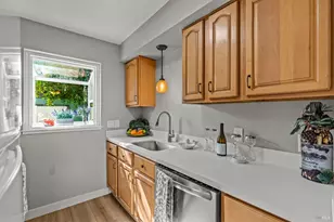 3482 Shelter Creek Dr, Napa, CA 94558 - Photo 9