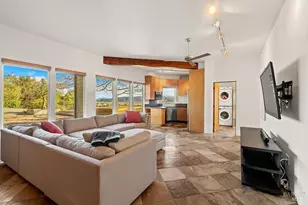 23121 Vineyard Rd, Geyserville, CA 95441 - Photo 29