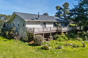 18070 Ocean Dr, Fort Bragg, CA 95437 - Photo 3