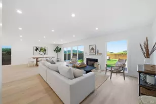 121 San Marino Dr, San Rafael, CA 94901 - Photo 9