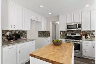 1620 Hickam Circle, Suisun City, CA 94585 - Photo 19