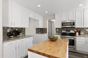 1620 Hickam Cir, Suisun City, CA 94585 - Photo 19