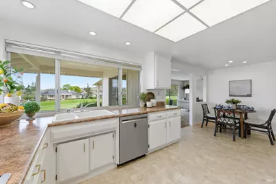 347 Twin Lakes Drive, Santa Rosa, CA 95409 - Photo 17