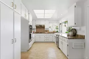 347 Twin Lakes Dr, Santa Rosa, CA 95409 - Photo 13